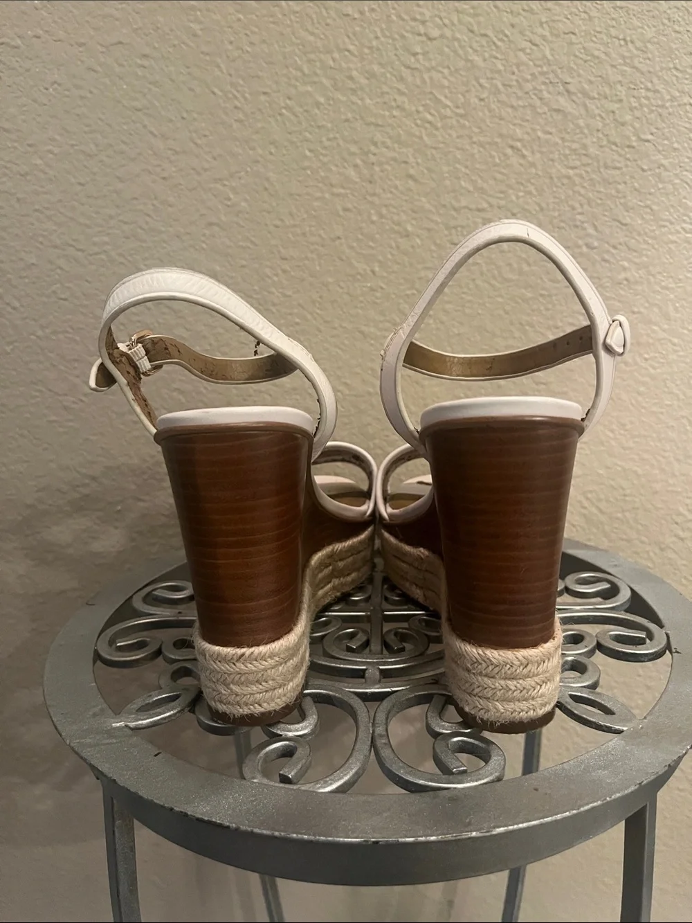 Coach elegant wedge